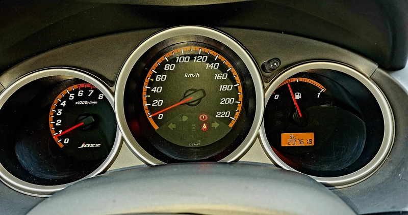 Mercedes-Benz GLE cena 165500 przebieg: 77000, rok produkcji 2016 z Pszczyna małe 211